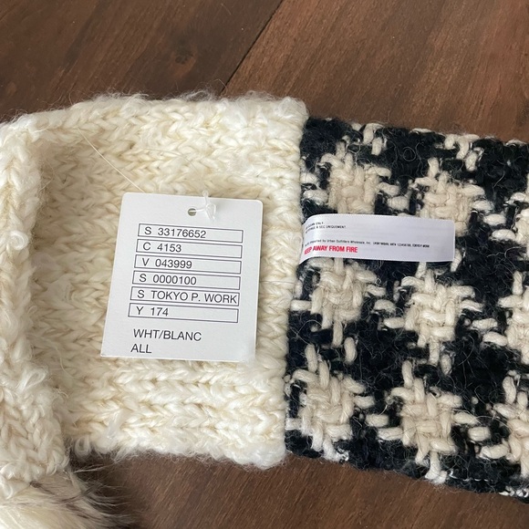 💖Host Pick💖 Anthropologie NWT Infinity Scarf - Picture 7 of 13